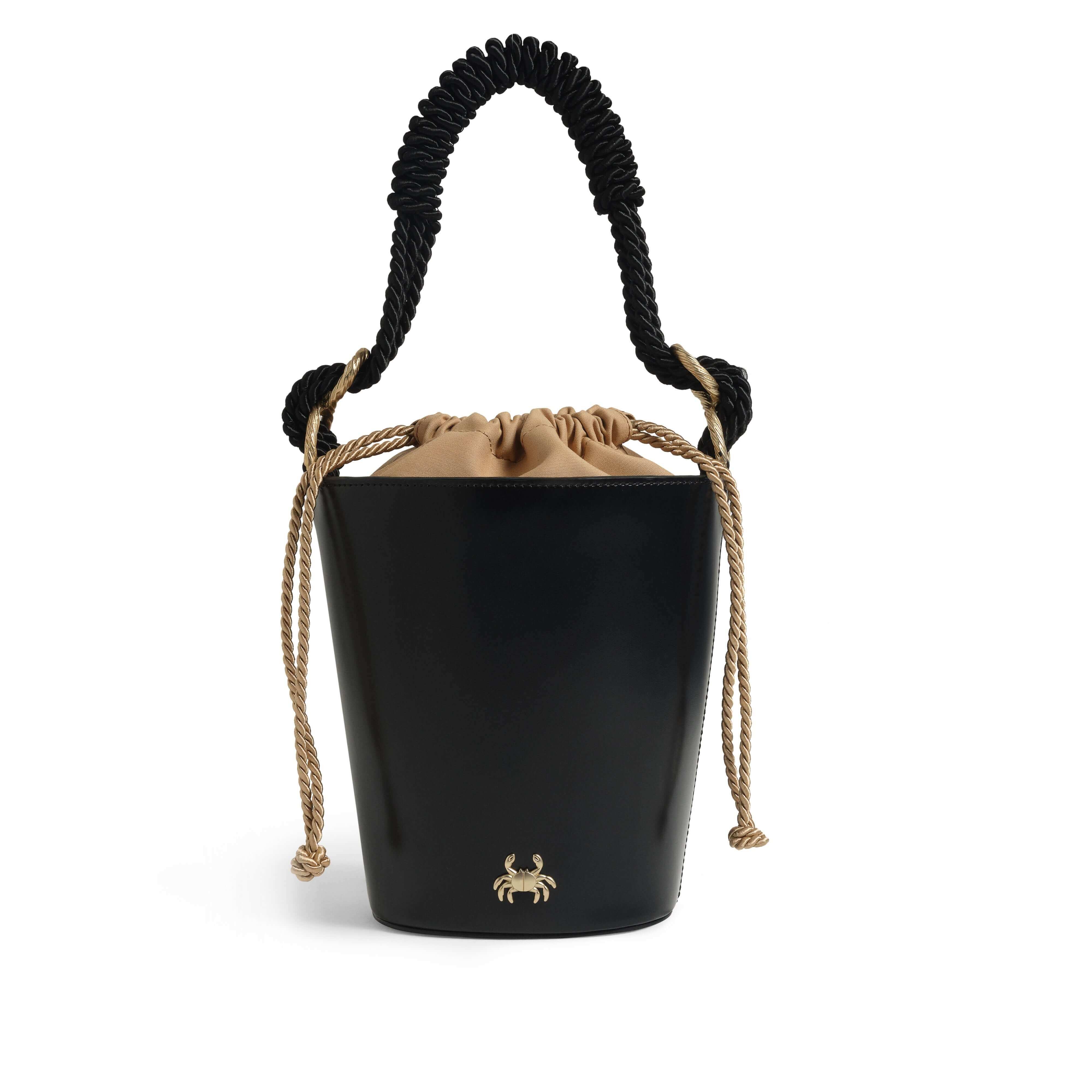 EPHESU BUCKET BAG - BLACK